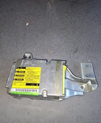 Toyota Corolla E110 Airbag control unit/module 8917002091 00700286X8