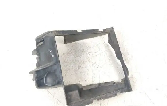 Audi Q7 4L Intercooler air channel guide 4L0117335F