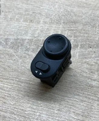 Opel Zafira A Wing mirror switch 09226861