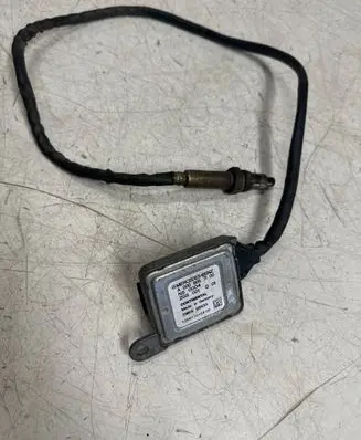 Mercedes-Benz S W221 Lambda probe sensor A0009057100