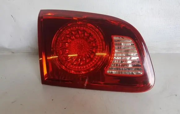Hyundai Santa Fe Tailgate rear/tail lights 924052B0
