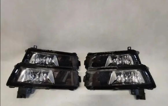 Volkswagen Touran III Front fog light