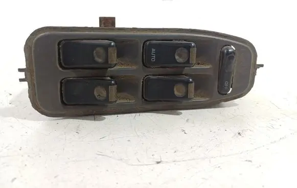Mazda 626 Electric window control switch 513540