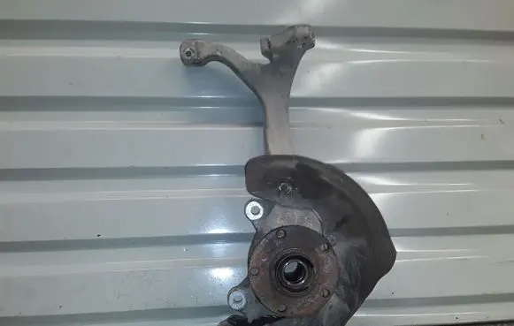 Audi A6 S6 C6 4F Front wheel hub spindle knuckle