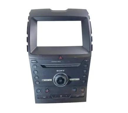 Head unit multimedia control