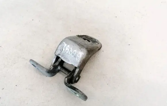 Honda Jazz Front door upper hinge