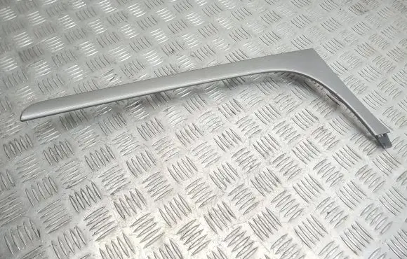 Opel Insignia A Dashboard glove box trim 13221846