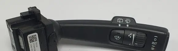 Volvo V70 Headlight wiper switch 31394008