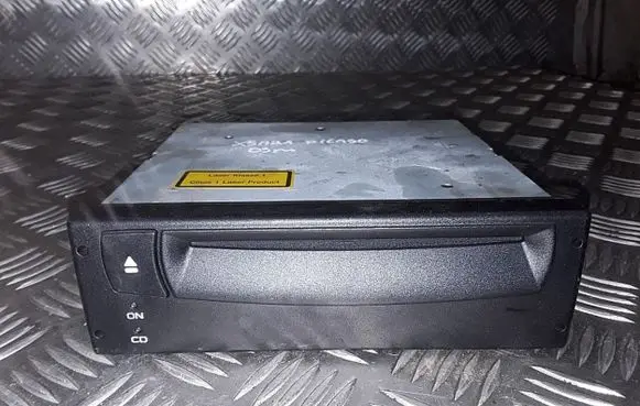 CD/DVD changer