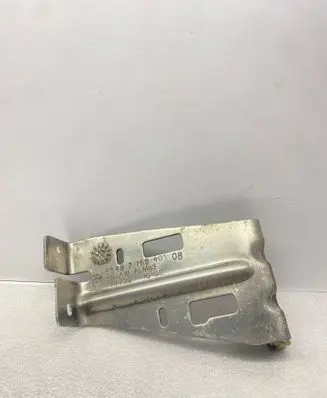 BMW X5M F85 Fuel tank mounting bracket 7158401