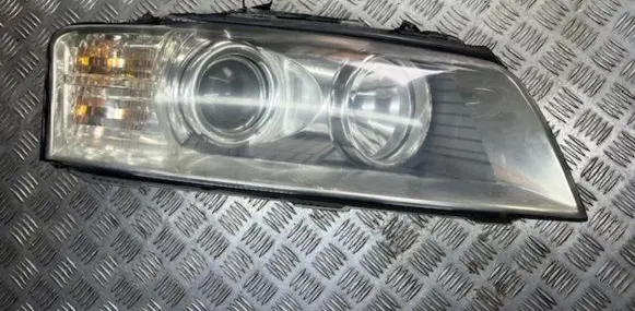 Audi A8 S8 D3 4E Headlight/headlamp 15814400
