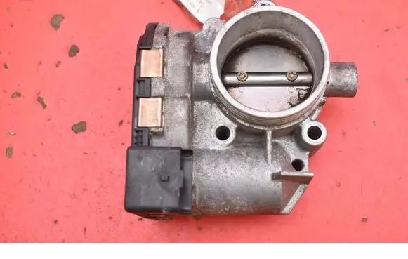 Peugeot 307 Throttle body valve 0280750085