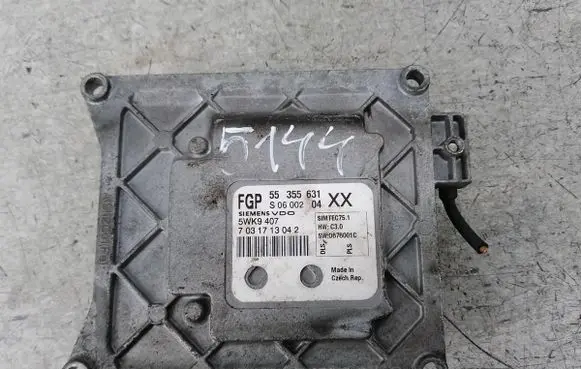 Opel Vectra C Engine control unit/module ECU 55355631