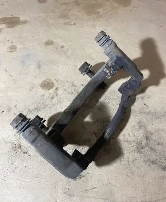 Volkswagen Tiguan Front Brake Caliper Pad/Carrier 5714B
