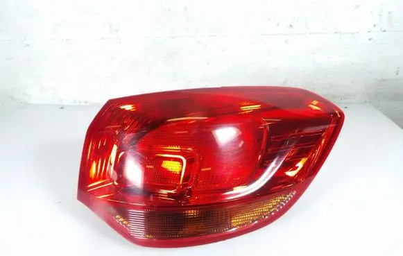 Opel Astra J Rear/tail lights 13282243