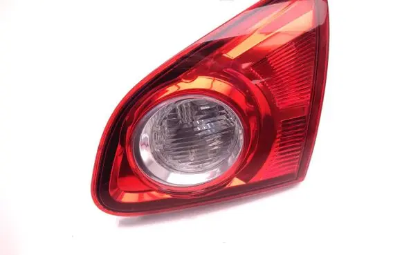 Nissan Qashqai Tailgate rear/tail lights 26550-1D800