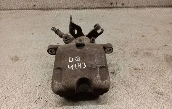 Opel Insignia A Rear brake caliper