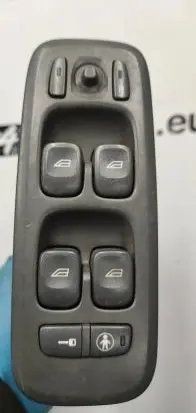 Volvo S60 Electric window control switch 8682949