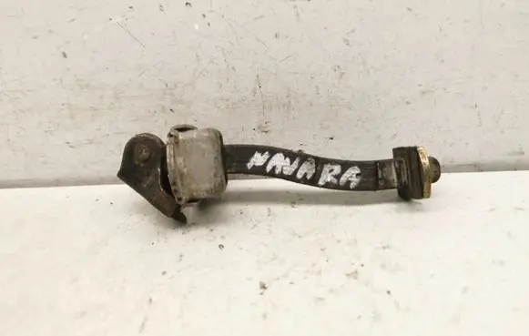 Nissan Navara D40 Rear door check strap stopper