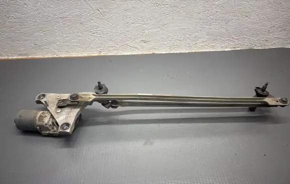 Volvo V70 Front wiper linkage and motor 1397220585 0911273100