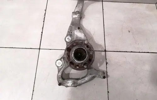 Mercedes-Benz S C217 Front wheel hub A2223322001