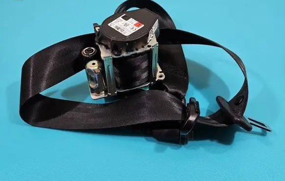 Dacia Sandero III Front seatbelt 868858301R IMPRK1444542