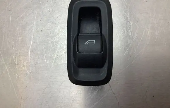 Ford Fiesta Electric window control switch 8A6T14529AA K808X
