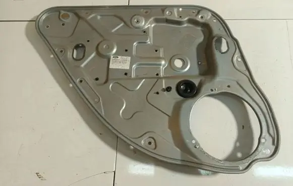 Ford Focus C-MAX Front door electric window regulator 3M51R045H23B