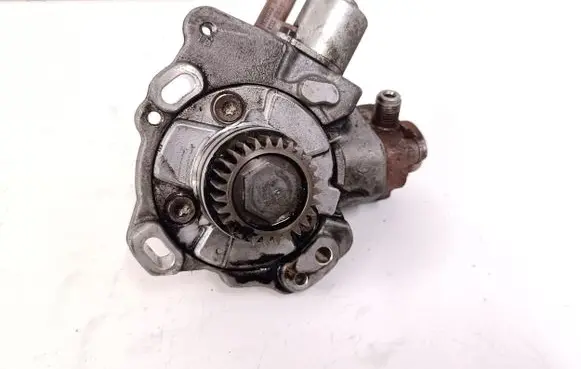 Ford Mondeo MK V Fuel injection high pressure pump 9674984480 28384347