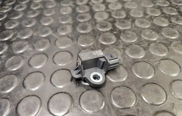 Nissan Qashqai Airbag deployment crash/impact sensor 988303RA0A