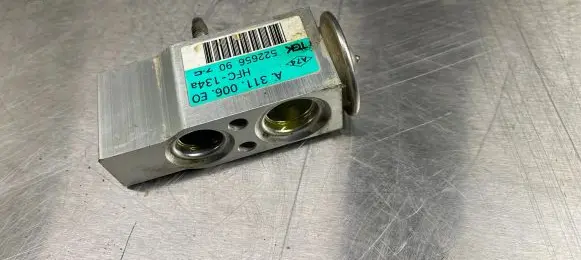 Renault Kangoo I Air conditioning (A/C) expansion valve 522656 52265690