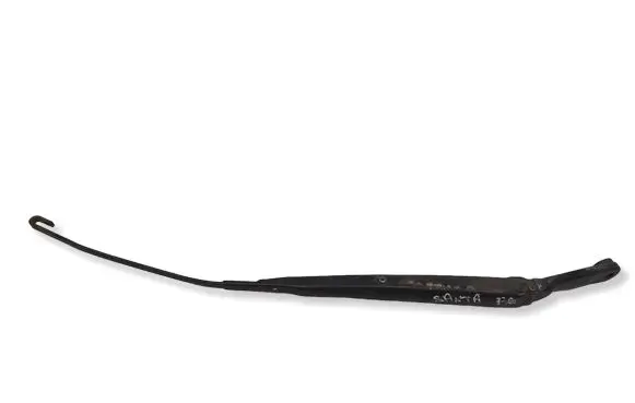 Hyundai Santa Fe Front wiper blade arm D226XDT