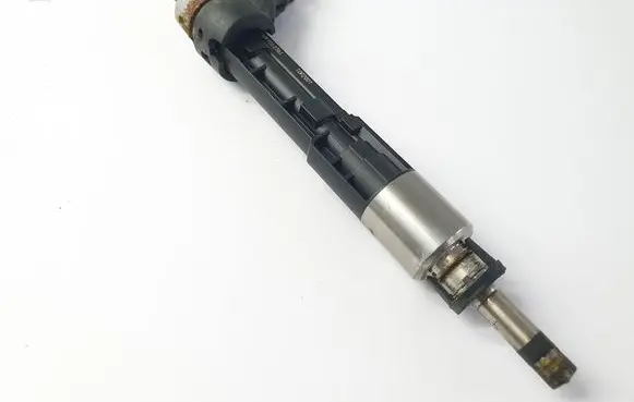 Fuel injector