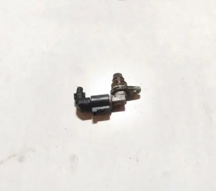 Volkswagen Golf V Camshaft position sensor 030907601d