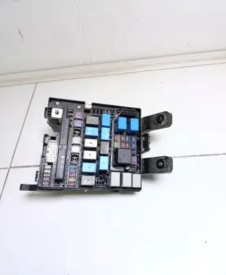 Hyundai ix35 Fuse module 919502S010