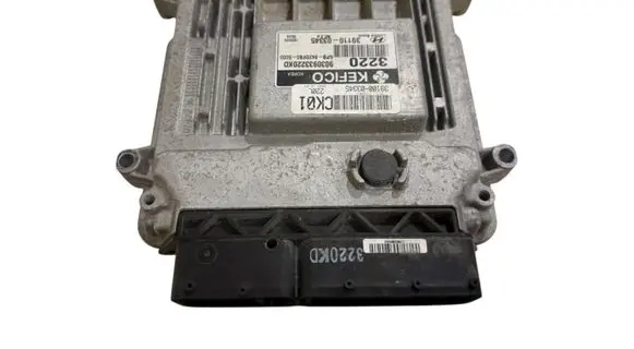 Hyundai i20 (PB PBT) Engine control unit/module 3910003345 3911003345 9030933220KD