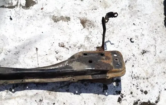 Toyota Avensis T250 Front subframe