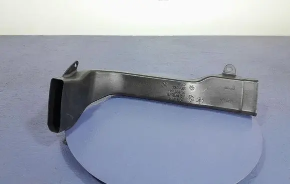 Audi A4 S4 B7 8E 8H Intercooler air guide/duct channel 7343455
