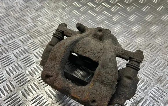 Toyota Verso Front brake caliper
