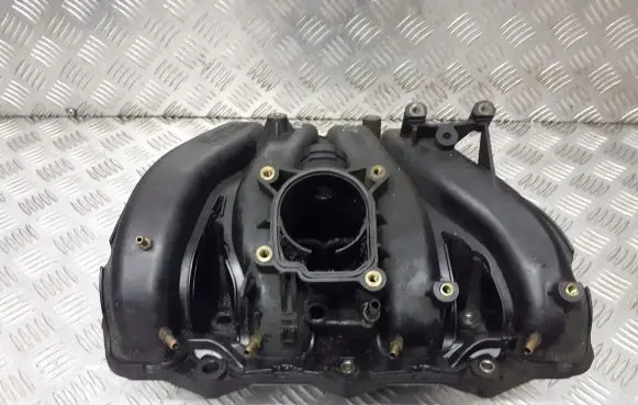 Opel Vectra C Intake manifold 55351149