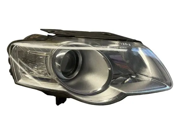 Volkswagen PASSAT B6 Headlight/headlamp 3C0941006S 89316401