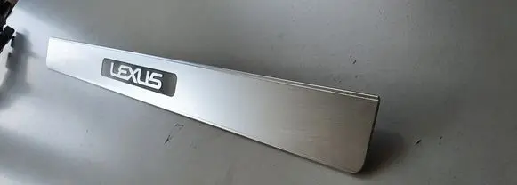 Lexus GS 300 350 430 450H Front sill trim cover