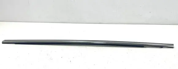 Front door glass trim molding