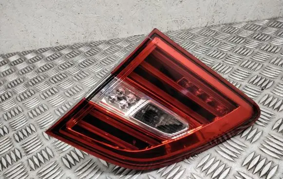 Mercedes-Benz ML W166 Tailgate rear/tail lights 