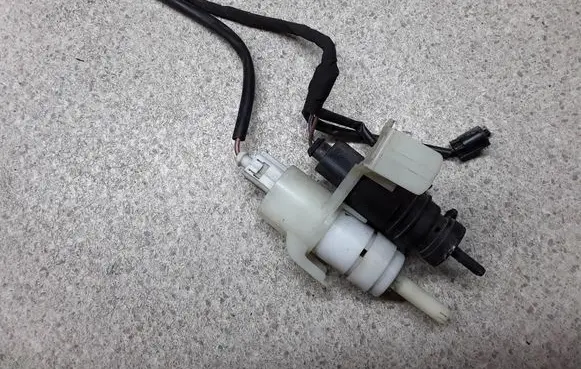 Mercedes-Benz E W211 Headlight wiper motor A0345455328 A0335450228