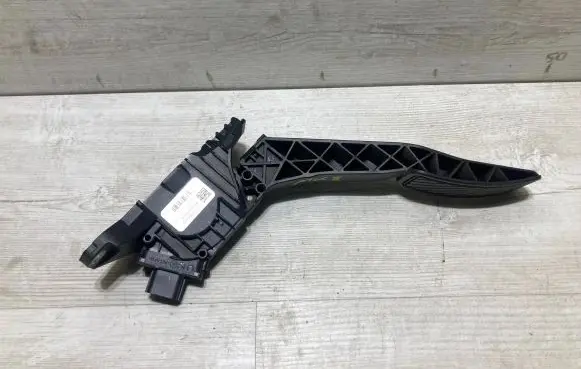 Ford Fiesta Accelerator throttle pedal bracket H1Bc-9FB83-A1D