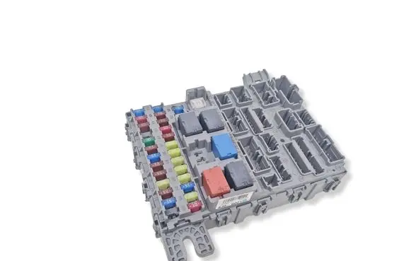 Honda FR-V Fuse box set SJDG021