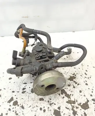 Audi A4 S4 B7 8E 8H Fuel injection high pressure pump 0445010154 01001338361 059130755S