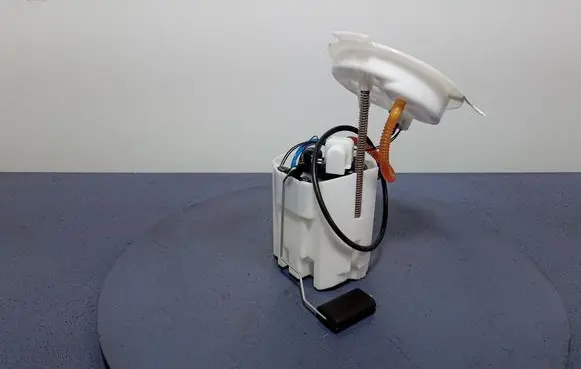 BMW 1 F40 In-tank fuel pump 7300472