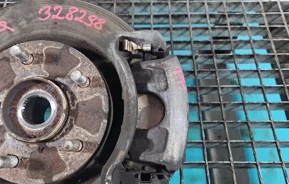 Nissan Juke I F15 Front brake caliper IMPRK1450921